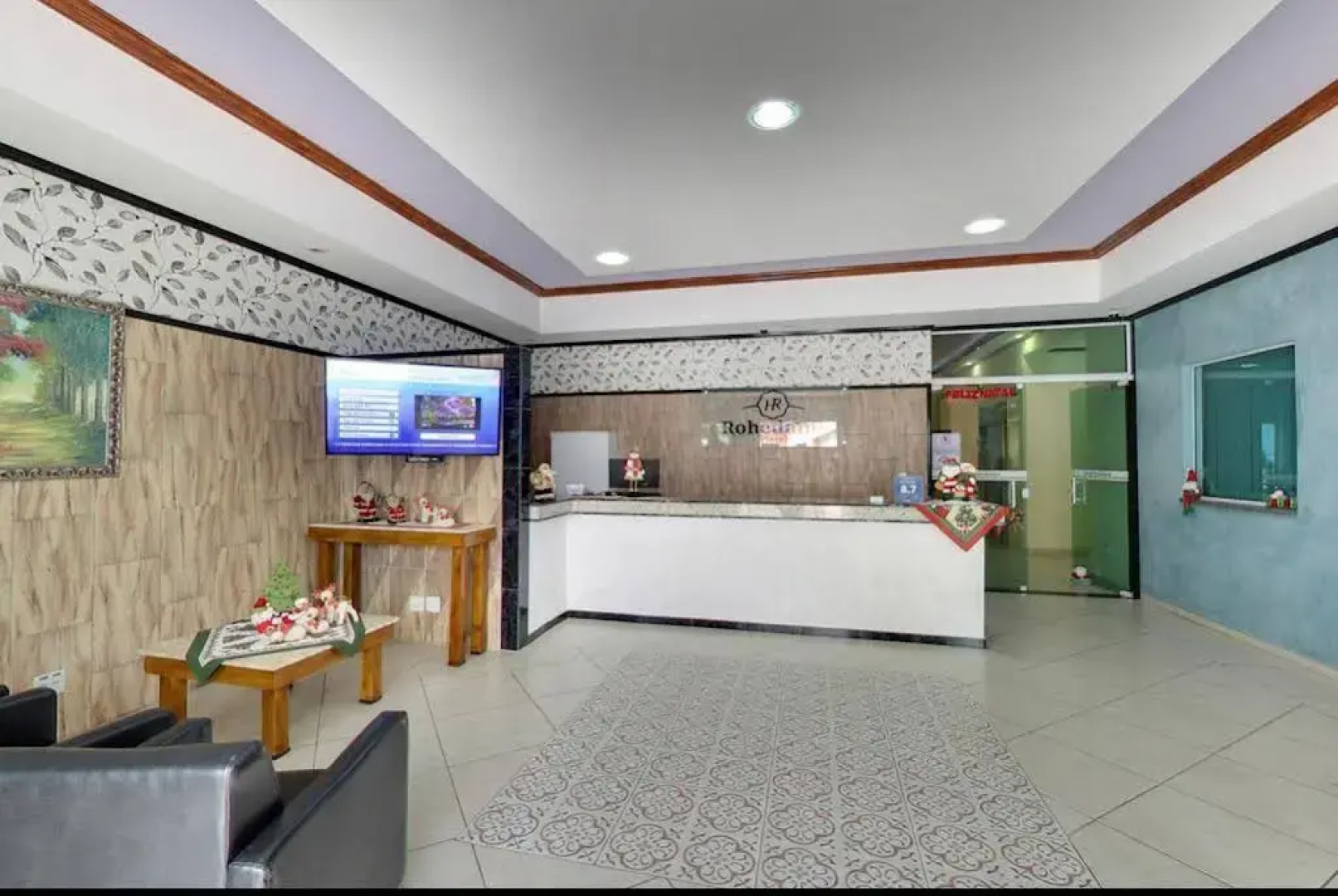 Rohedama Hotel