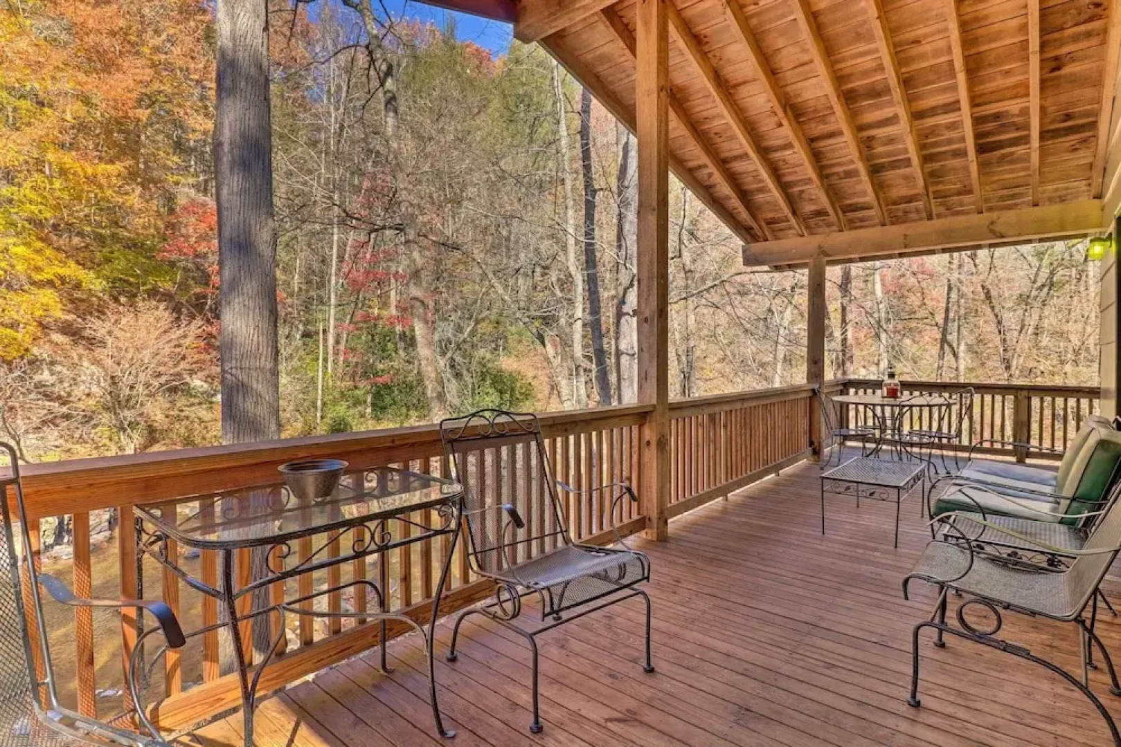 Creekside Retreat w/ Deck, 18 Miles to Wolf Ridge