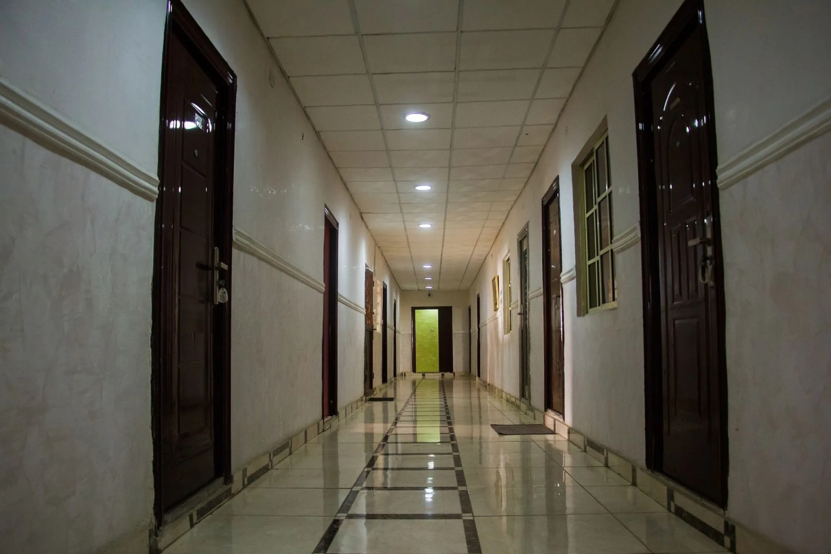 Masbat DeKings Hotel