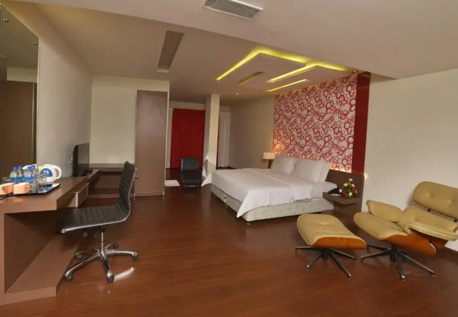 Poppys Tower (A unit of Poppys Knitwear Pvt Ltd)