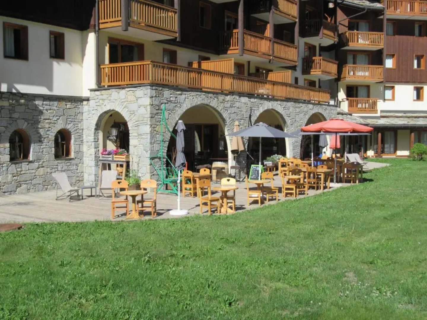 Résidence Les Alpages 4 étoiles - Appartement 4 personnes - Piscine, Hammam, Sauna, Jacuzzi - ValCenis 73480