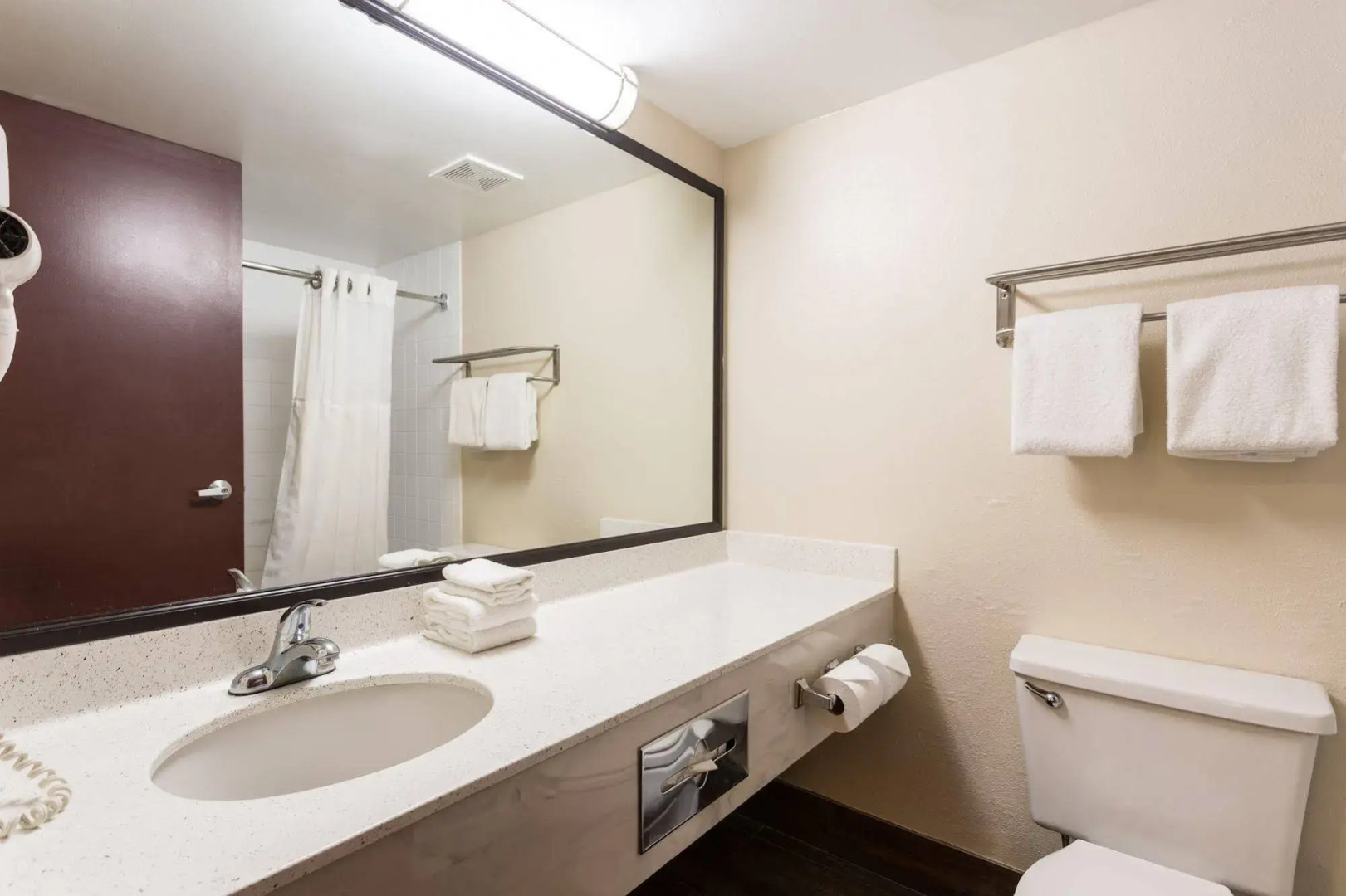 Tropical Palms Hotel