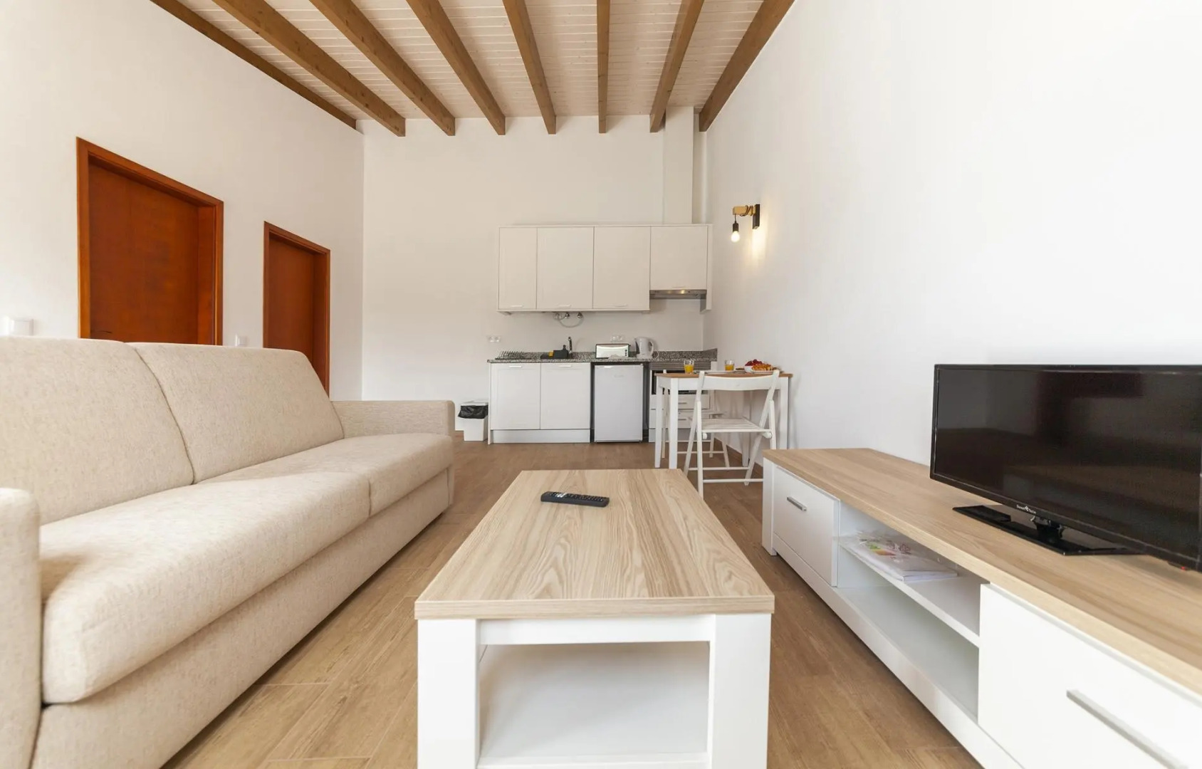 I 3 - Apartment 3 in St. Johns Countryside Getaway