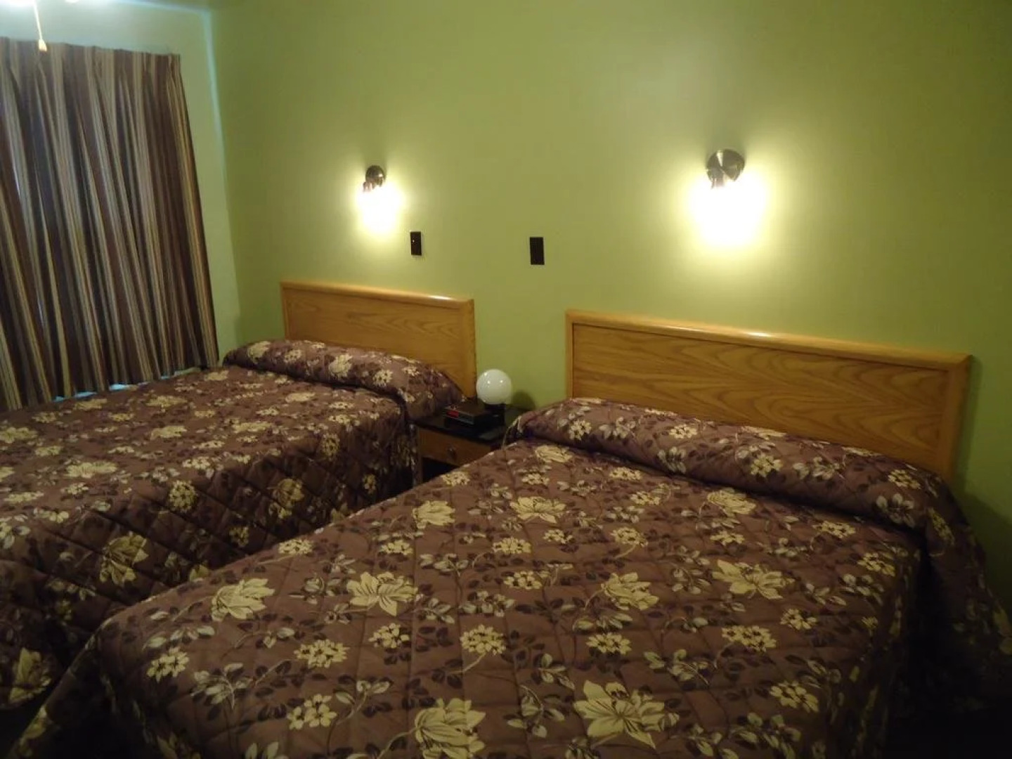 Hotel Motel Le Pharillon