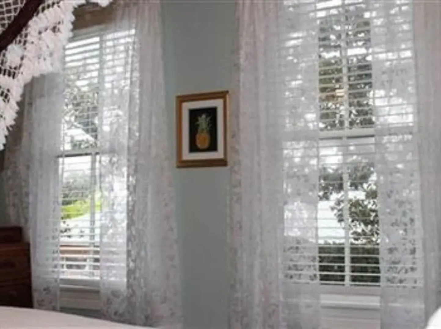 Victorian House Bed & Breakfast