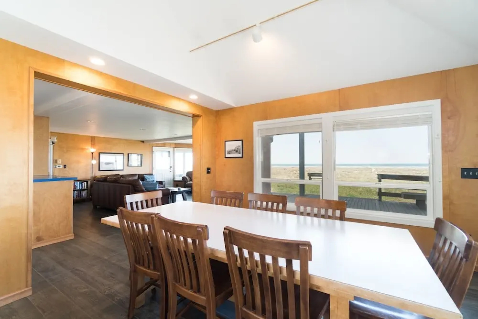 The Riptides 3 Br home by RedAwning