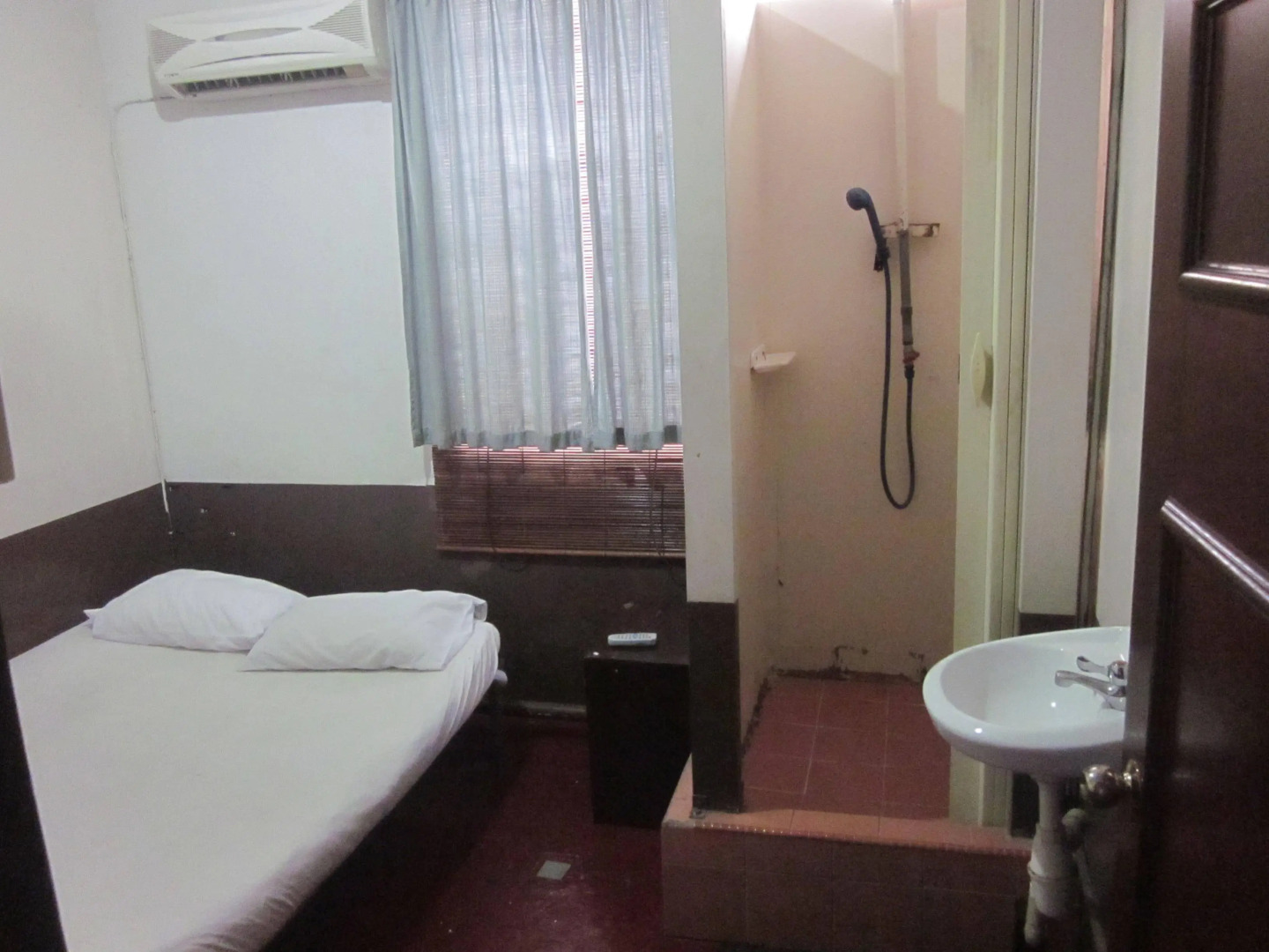 Western Island Hotel