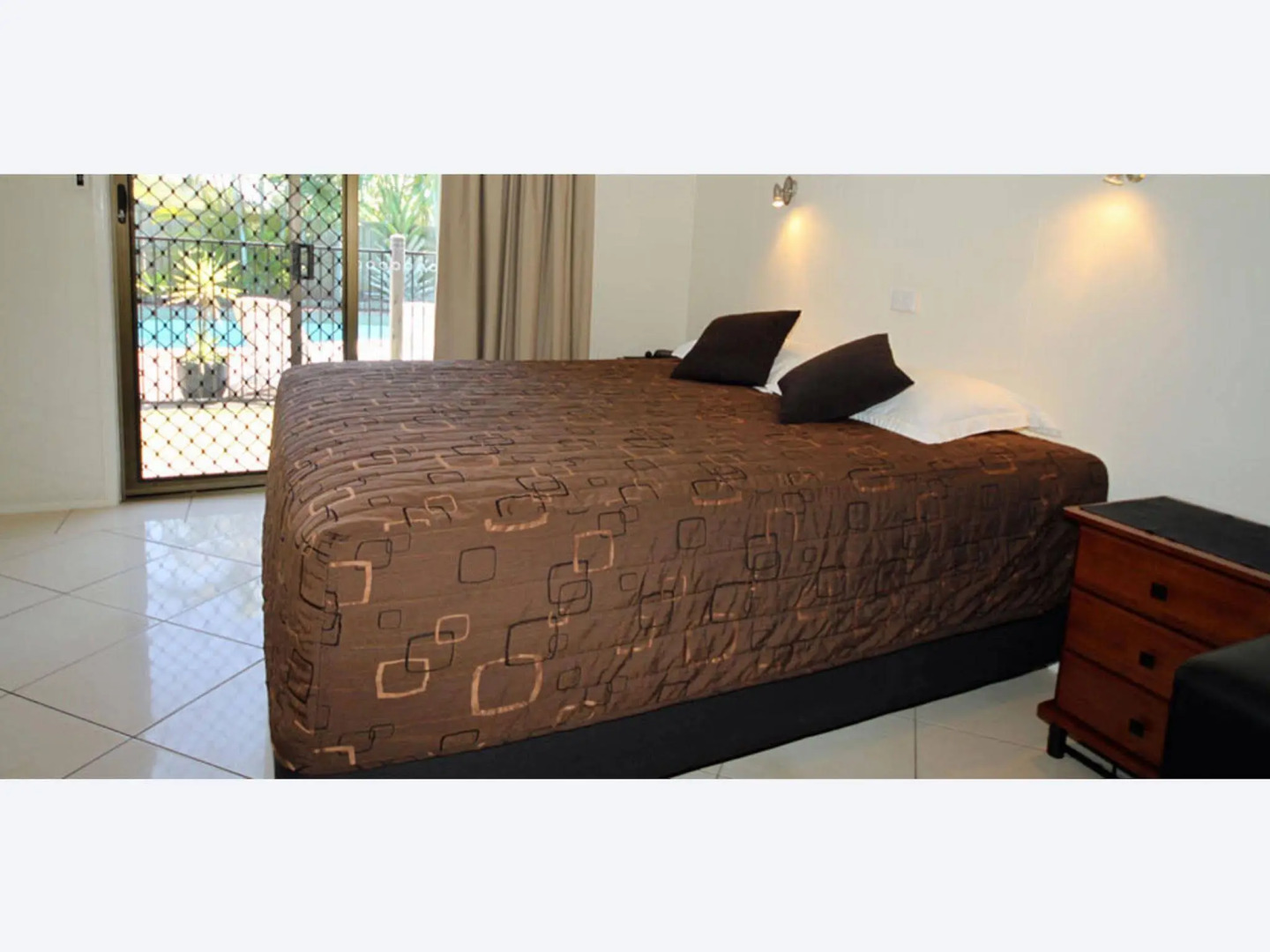 Pacific Palms Motor Inn