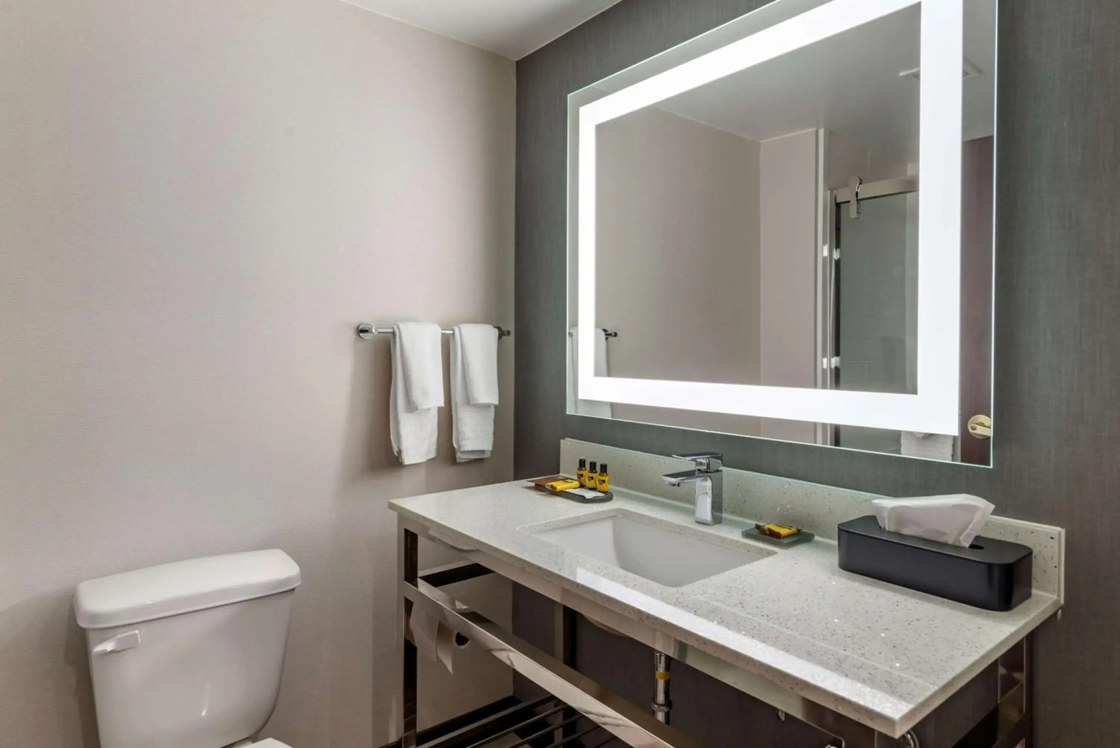 Best Western Plus Dalton Inn