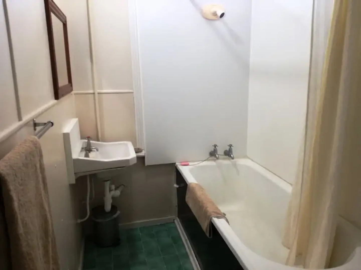 Rustic Country 1878 Hotel