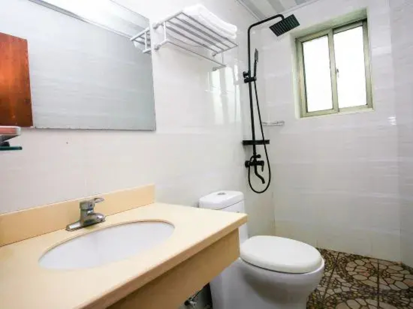 Shengsi Tianjing Inn