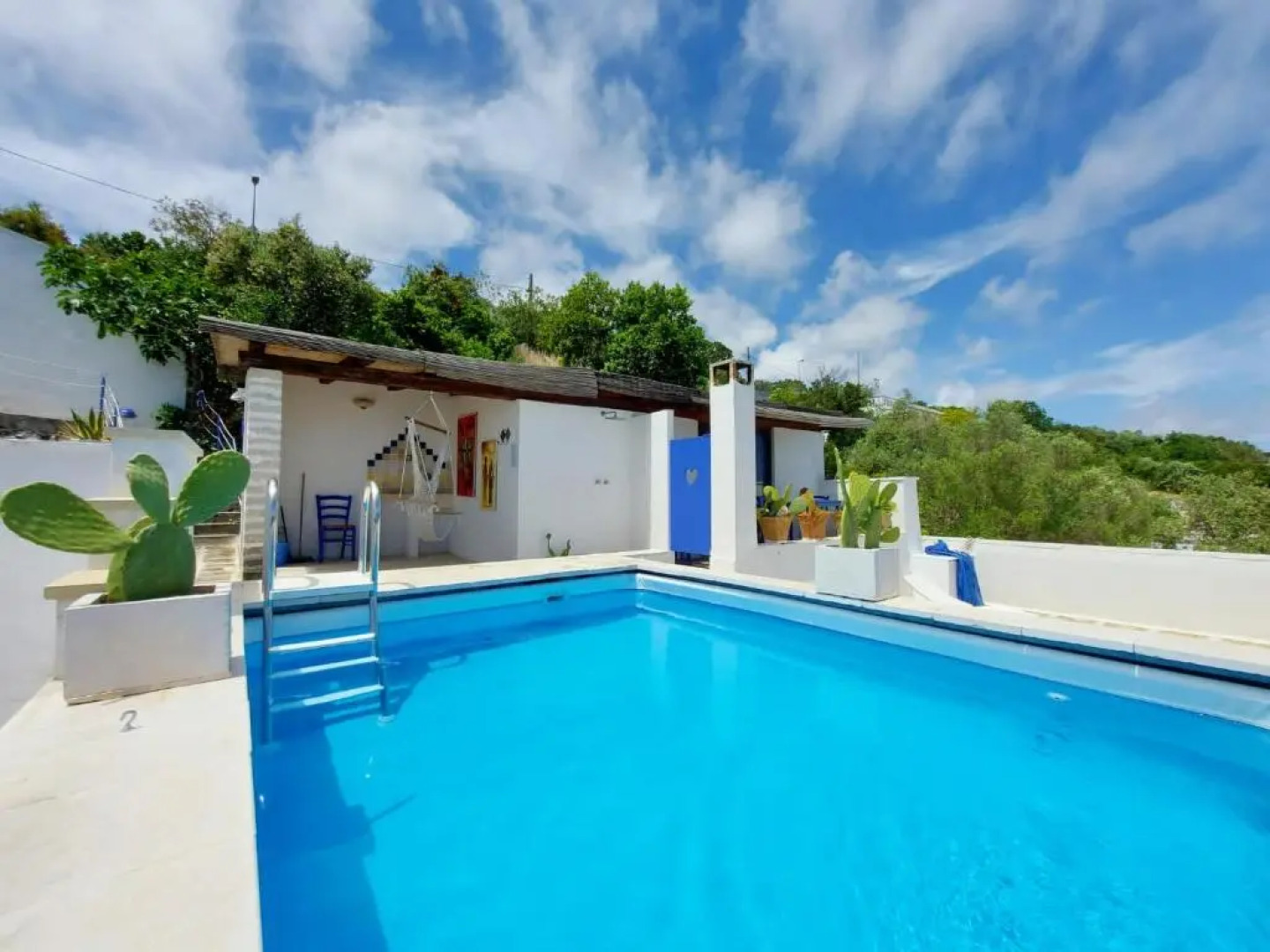 BLU SUITE COTTAGE SUL MARE e SWIMMING POOL