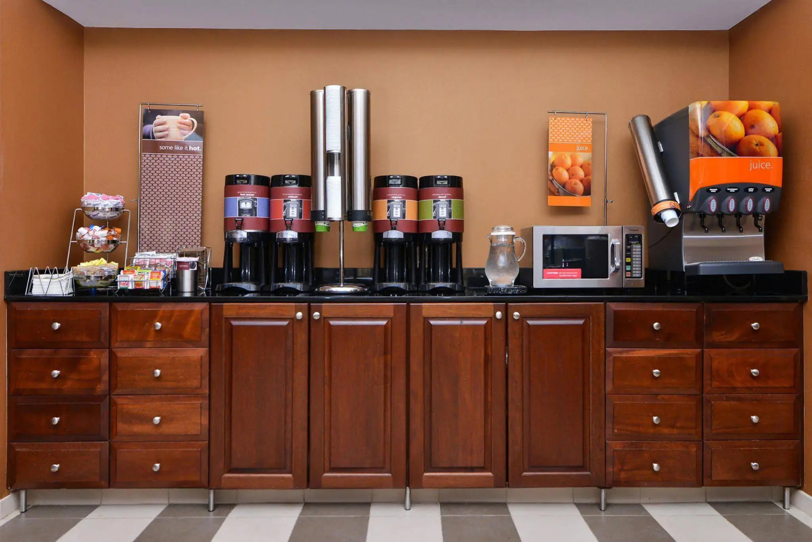 Hampton Inn Greensboro-Airport