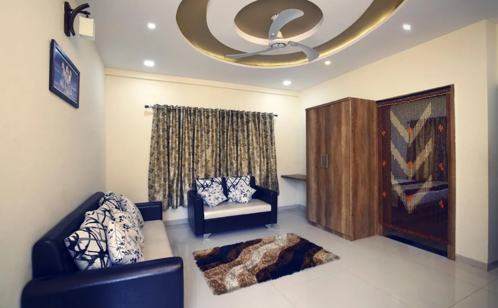 Hotel Girija