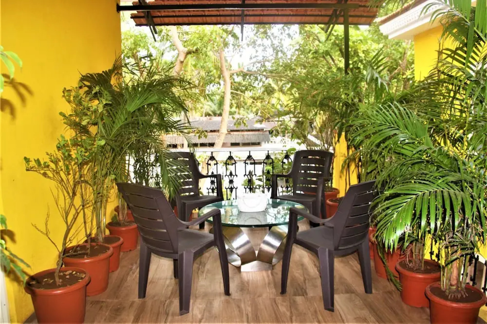 Sky Penthouse Vagator