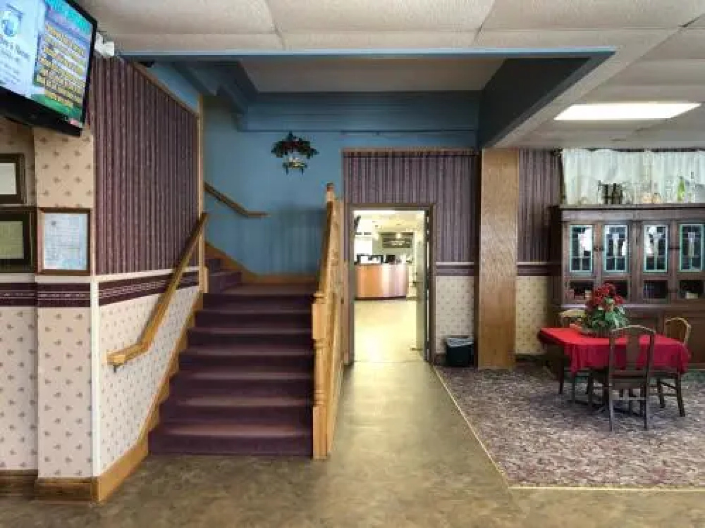 Historic Ortman Hotel - Canistota/Sioux Falls