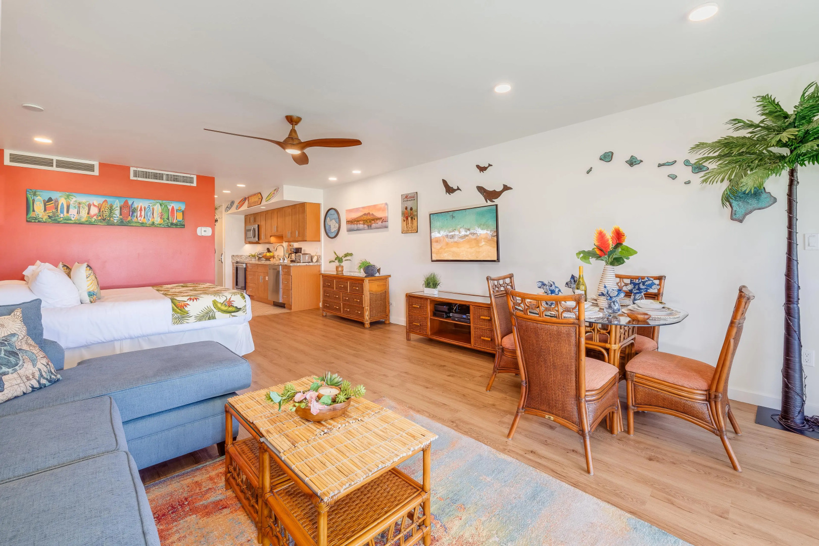 Eldorado J222 in Lahaina