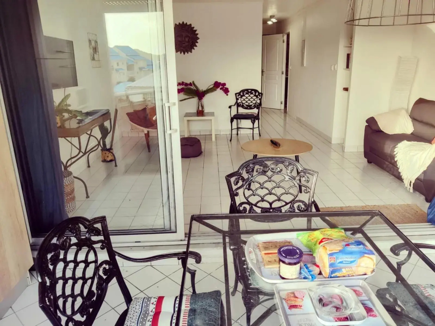 Mady's Retreat 1 bedroom apartment ideally located
