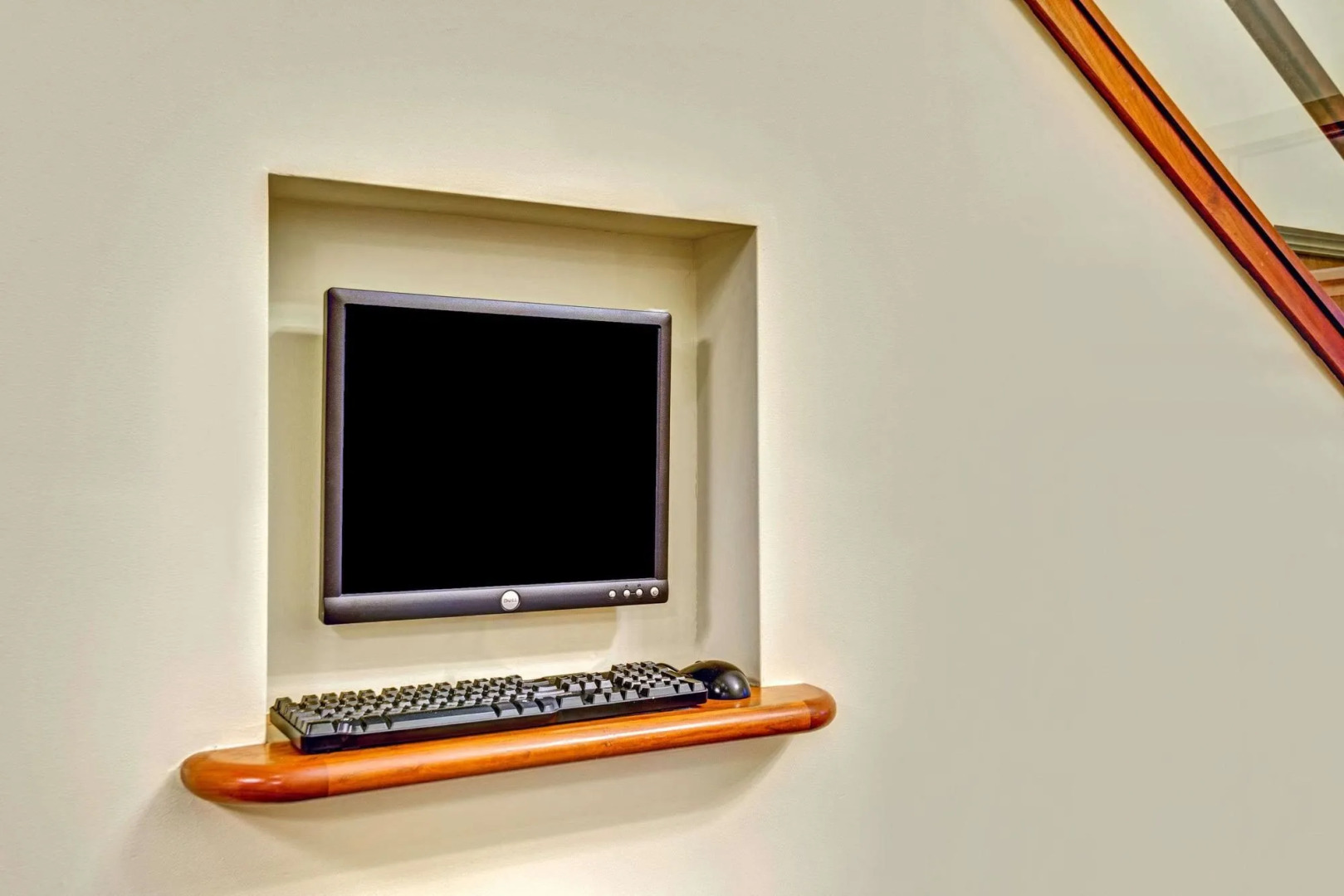 Spark by Hilton Portland Airport Maine Mall