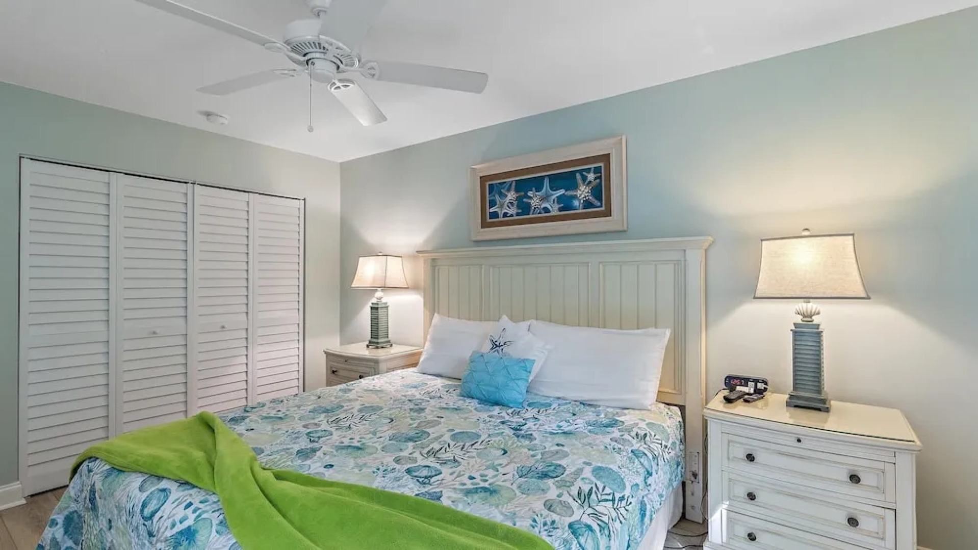 Pura Vida Two 2 Bedroom Condo by RedAwning