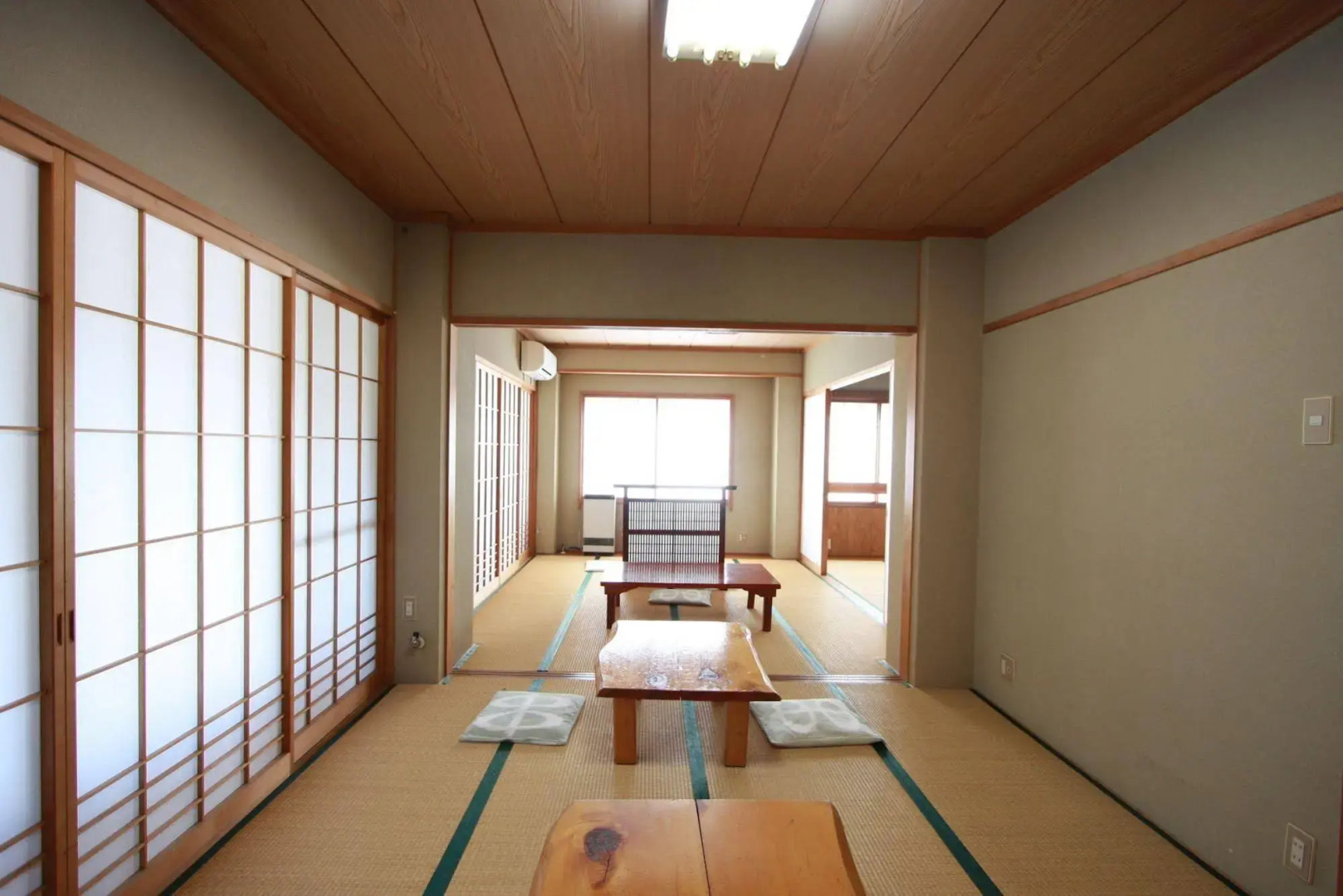 Nozawaonsen Azegamikan