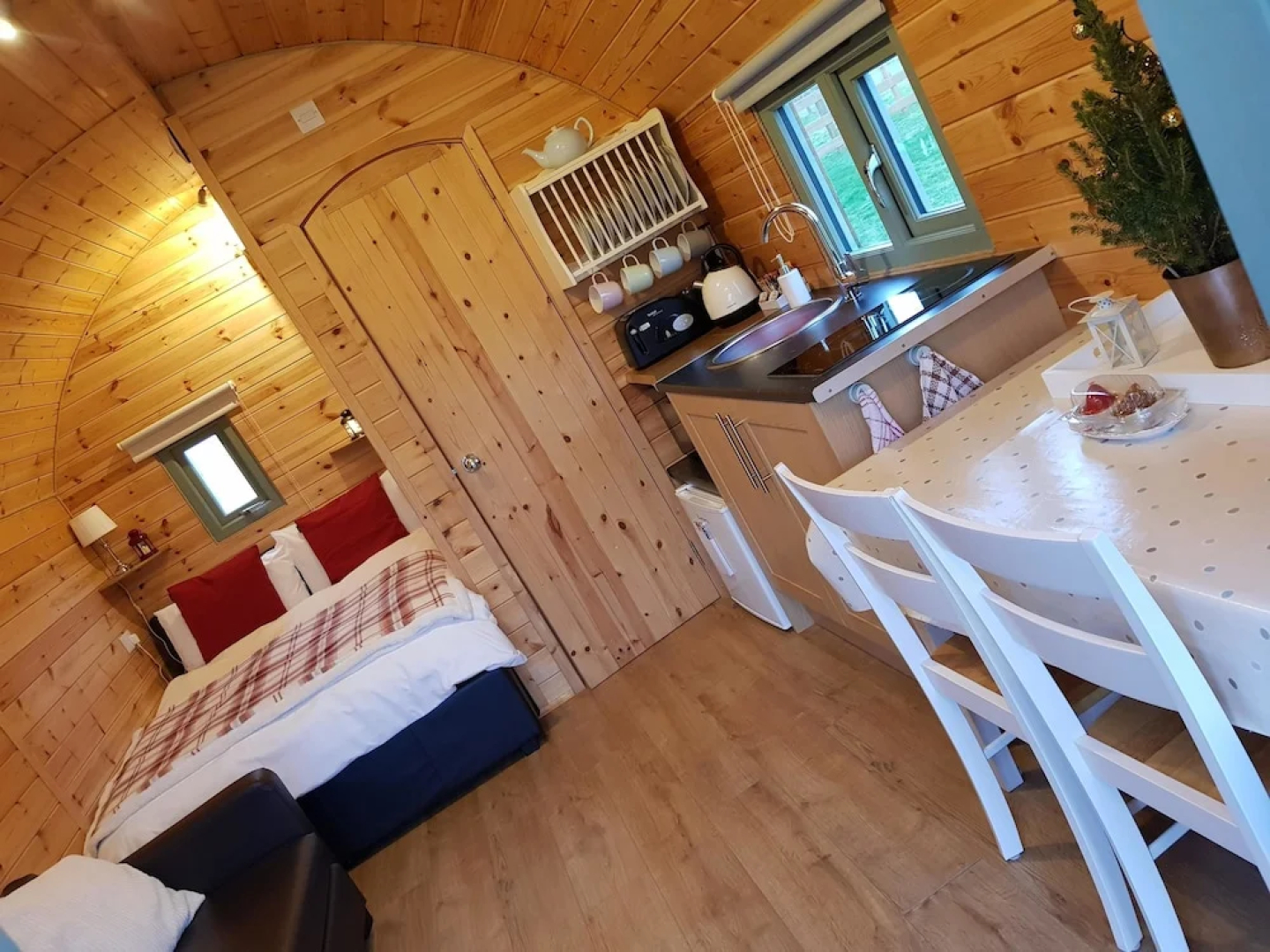 Hebrides Bothy - Glamping