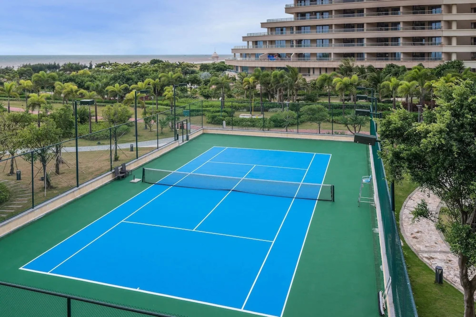 Crowne Plaza Hailing Island