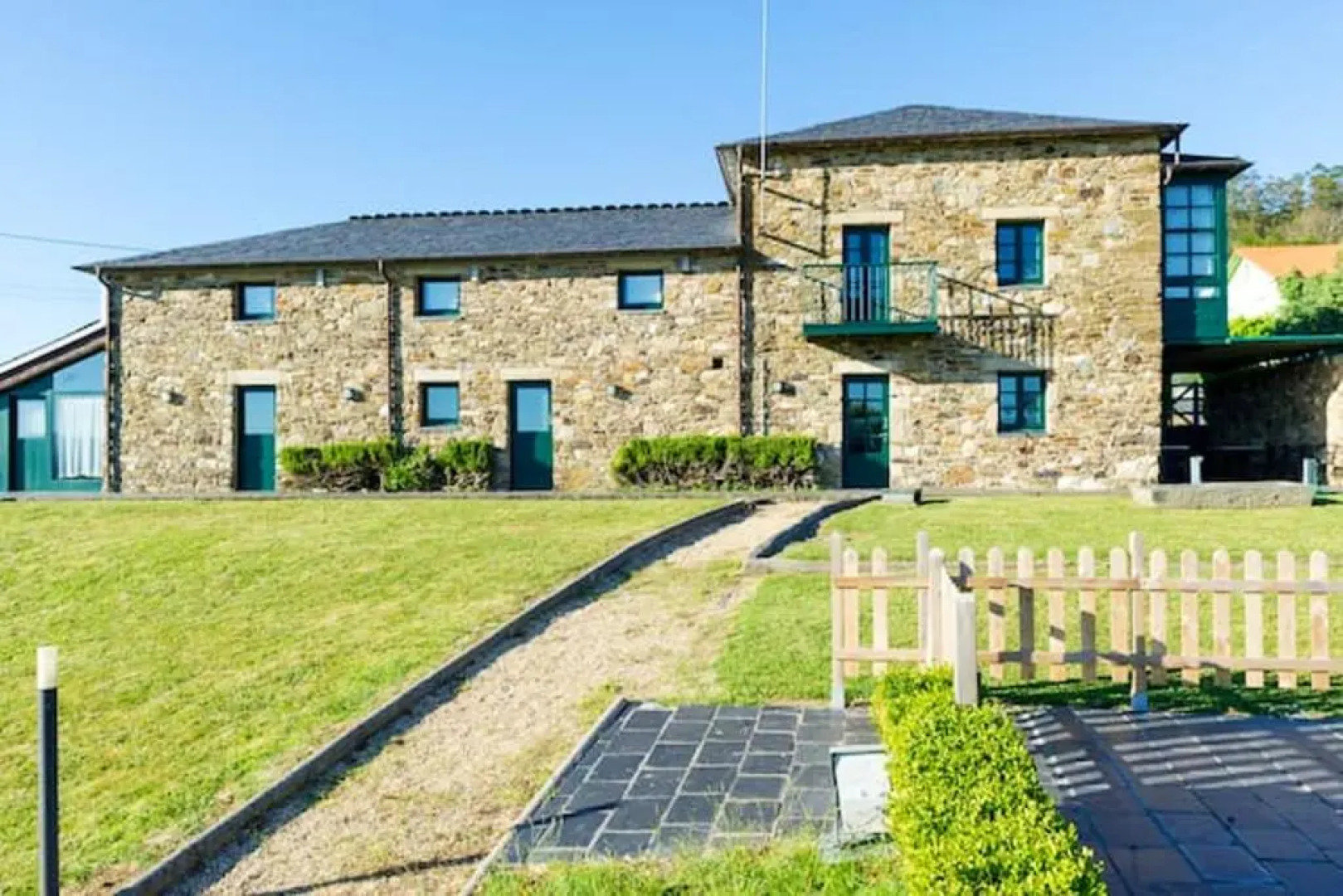 Villa With 9 Bedrooms in Outeiro San Sadurniño de Ferrol Terra, With Wonderful Mountain View, Private Pool, Terrace