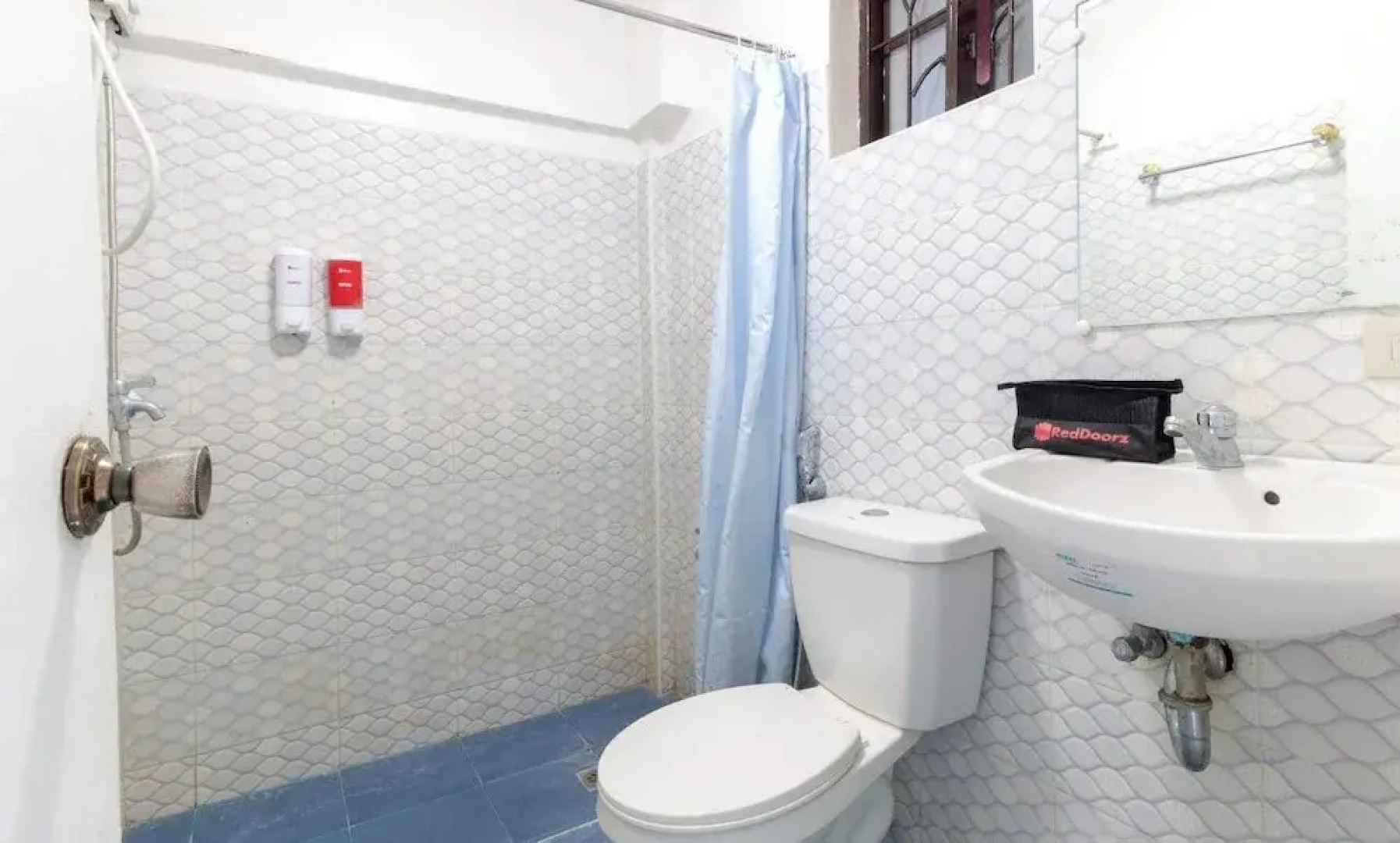 RedDoorz @ Picas Sagkahan Tacloban