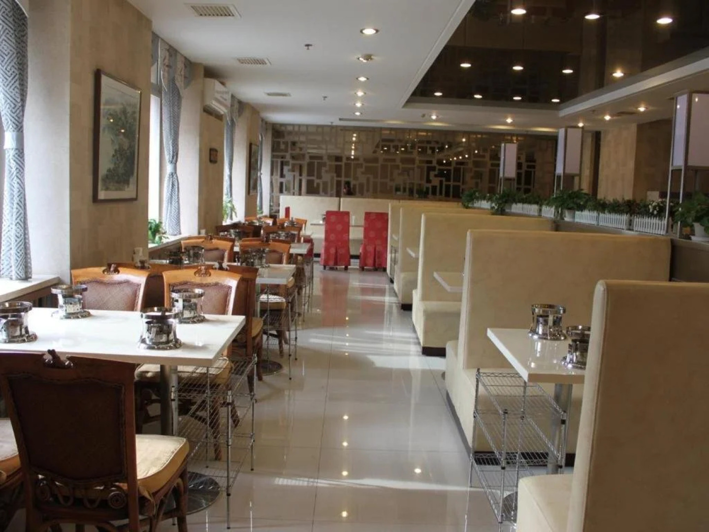 Qinhuangdao Great Wall Hotel