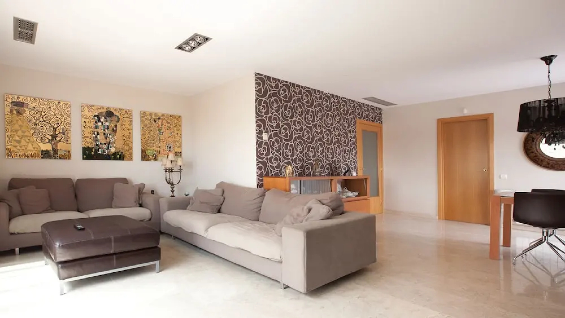 Villa Beach Barcelona