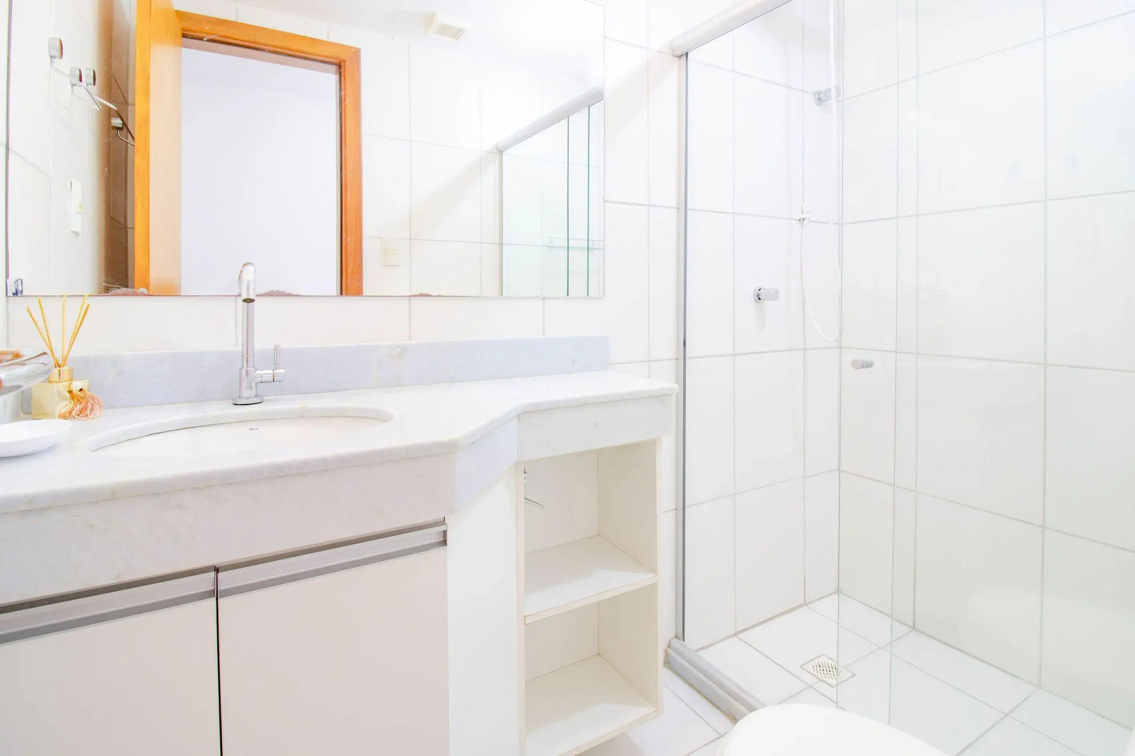 GB24 Apt 2 Quartos Pé na Areia - Paraíso dos Corais