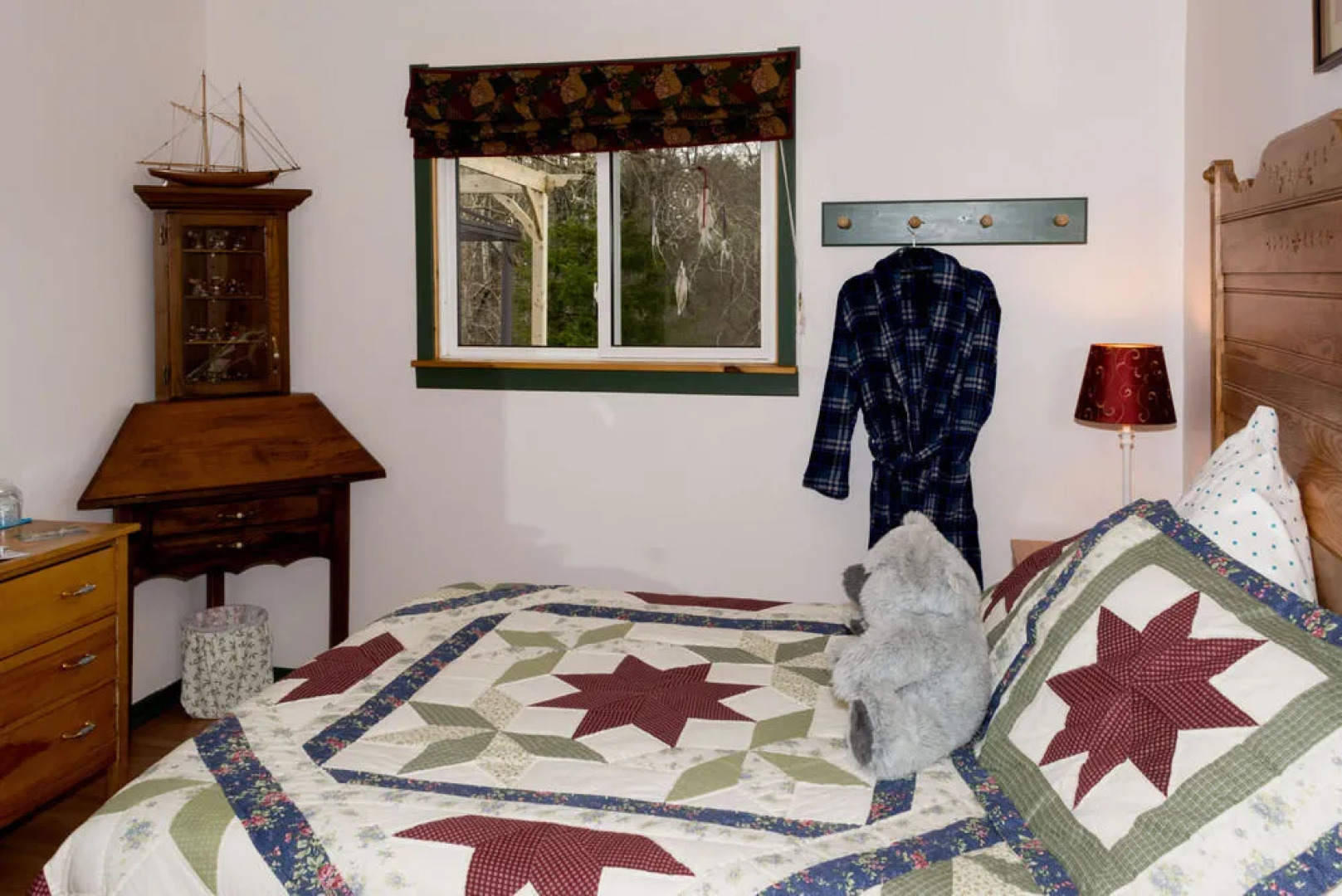 The Garden Bee Bed & Breakfast