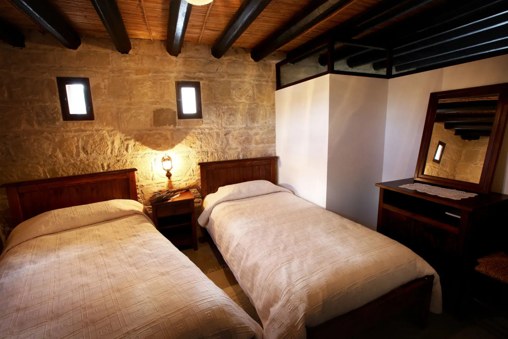 Leonidas Village Houses