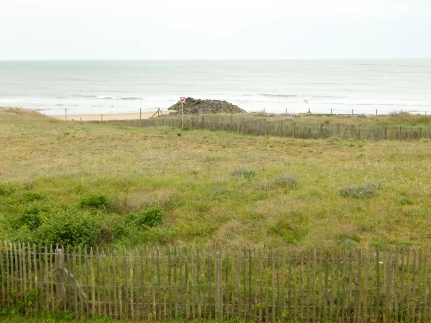 Maison grand jardin et vue sur mer