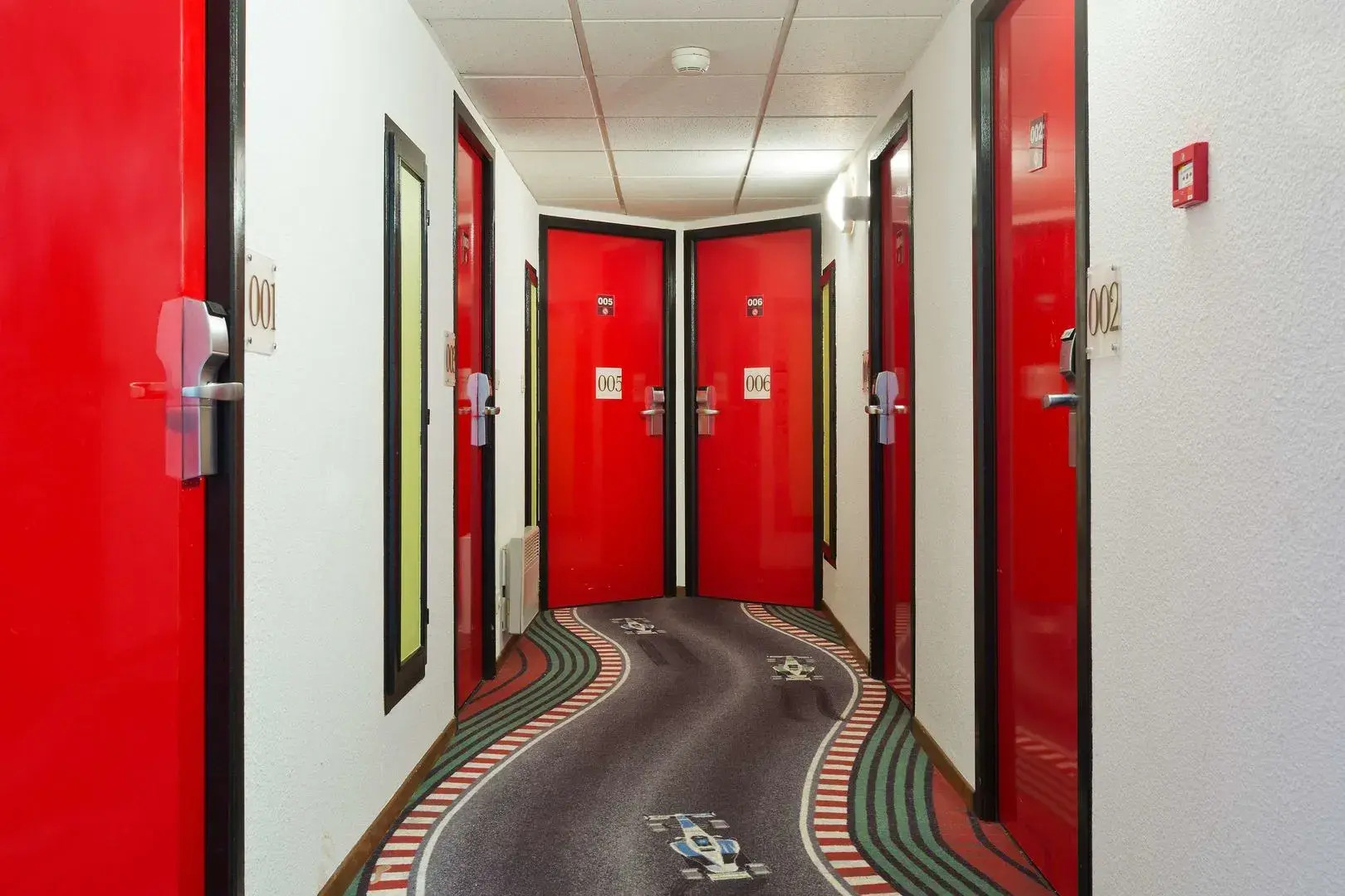 Hotel Kyriad Design ENZO PONT A MOUSSON