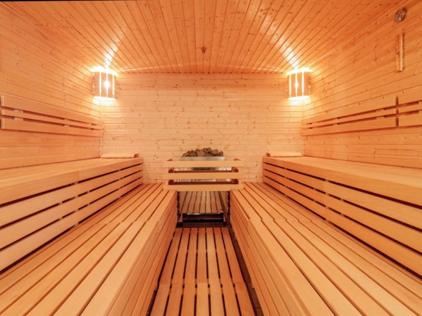 Lakeside Village 27582