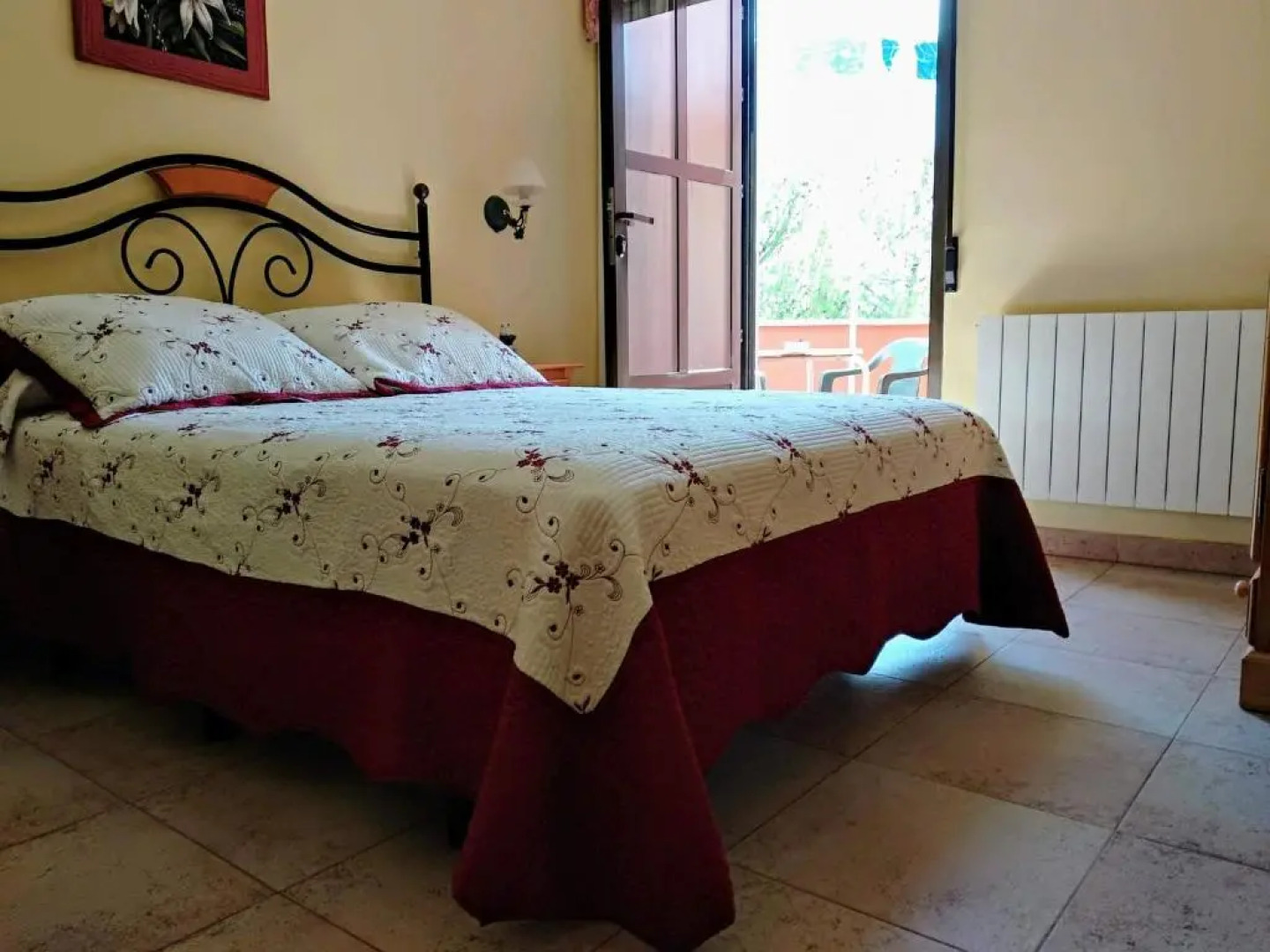 Almenara Hostal Restaurante