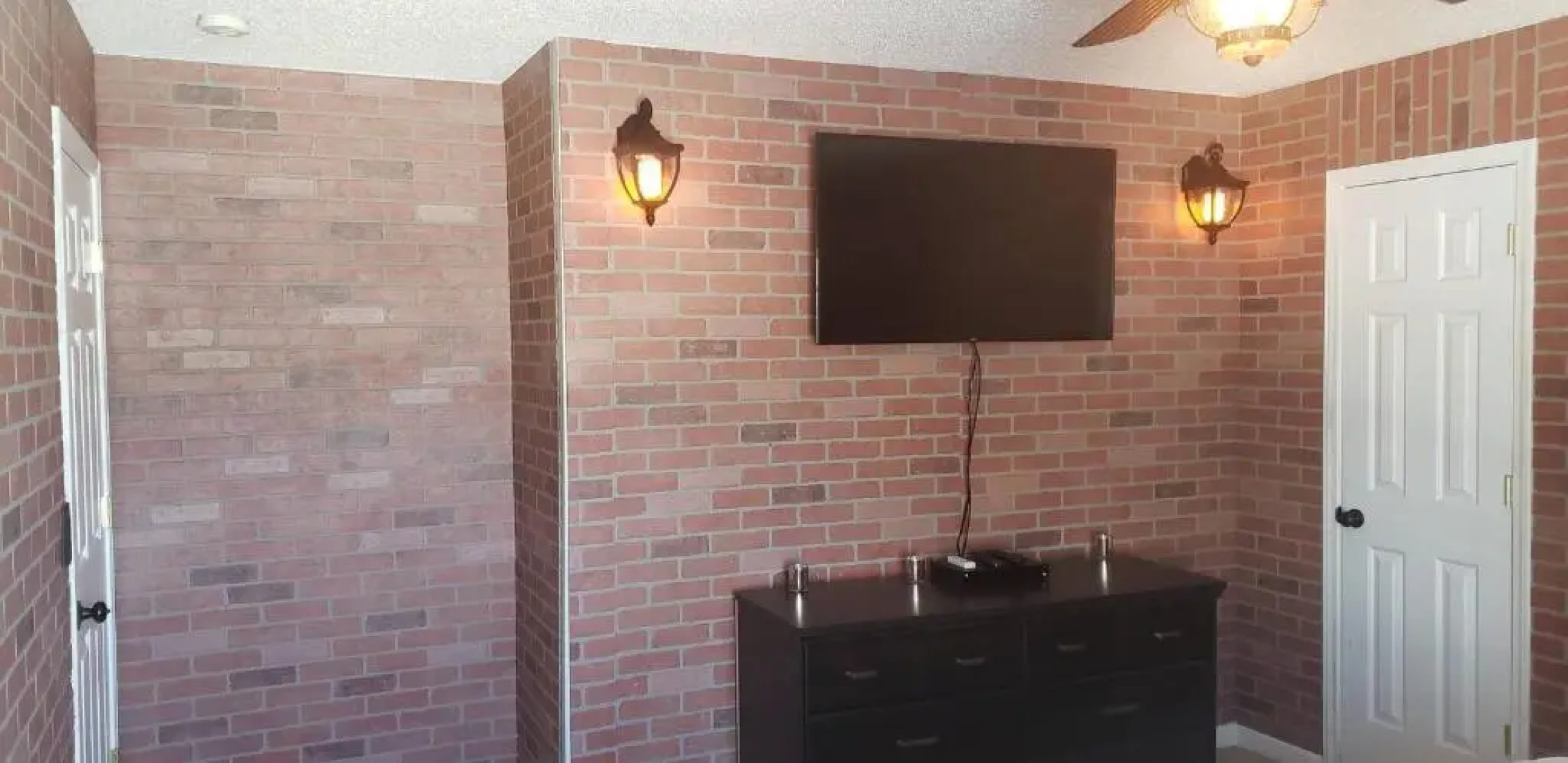 6 Bed Seasoned Family/grad Groups Get Together