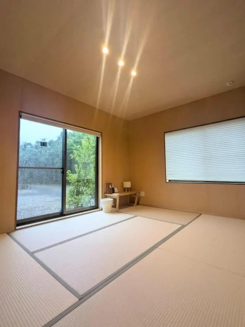 Sen.Retreat Takahara