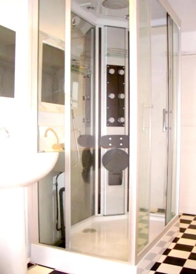 Mansion With 5 Bedrooms in Bouilhonnac, With Furnished Garden and Wifi