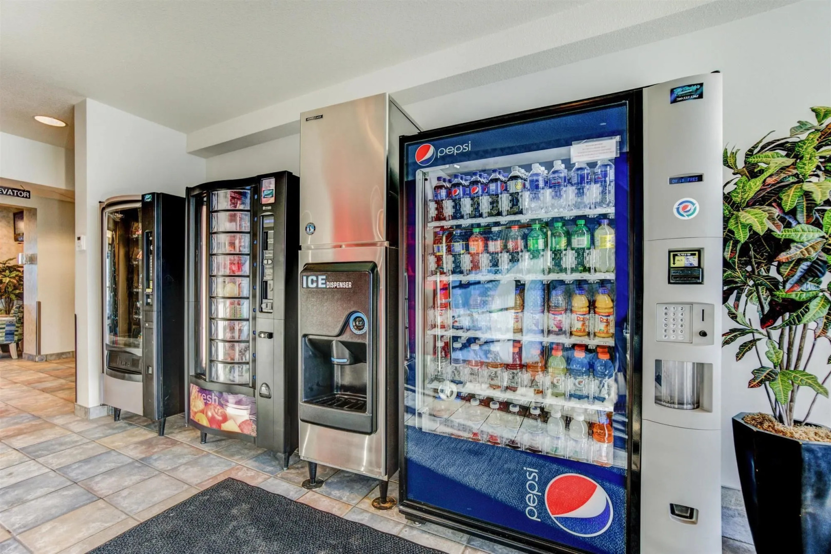 Motel 6 Grande Prairie, AB