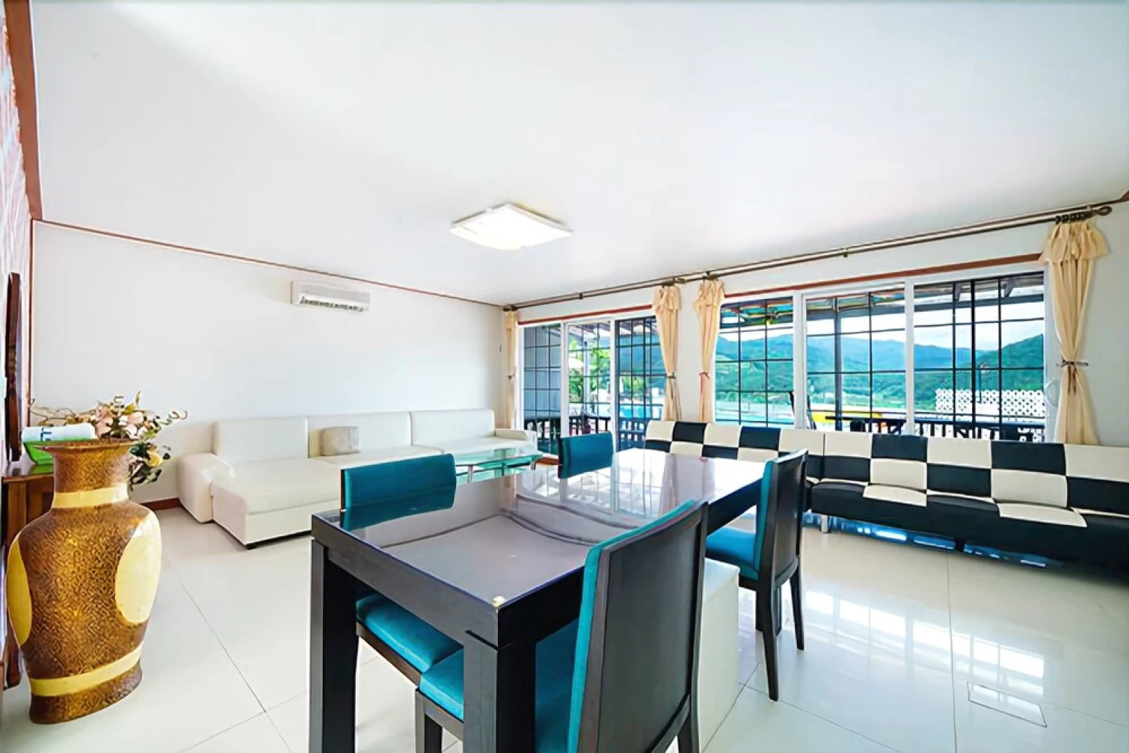 Yangyang Hillstar Pension