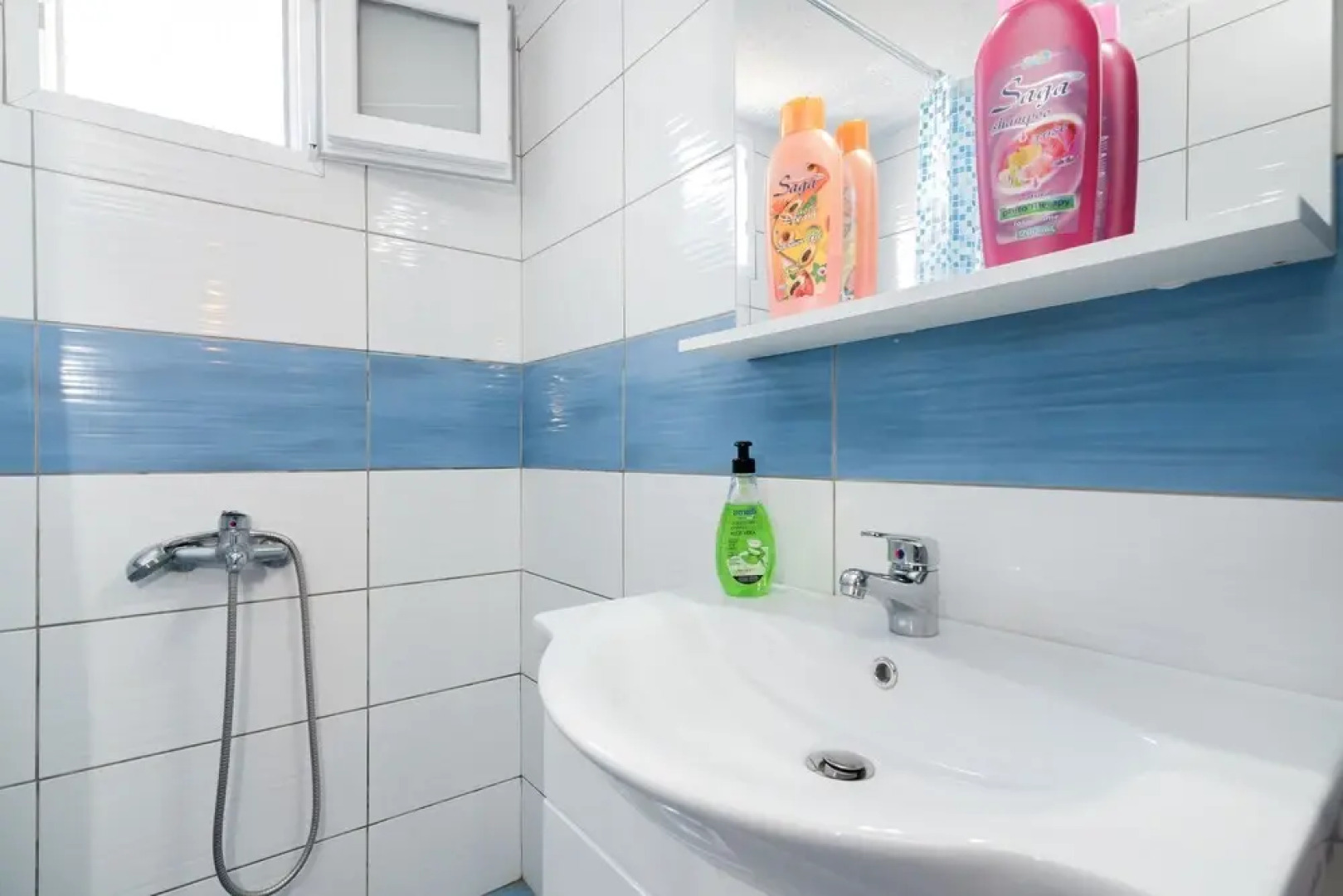 4seasons Near Airport