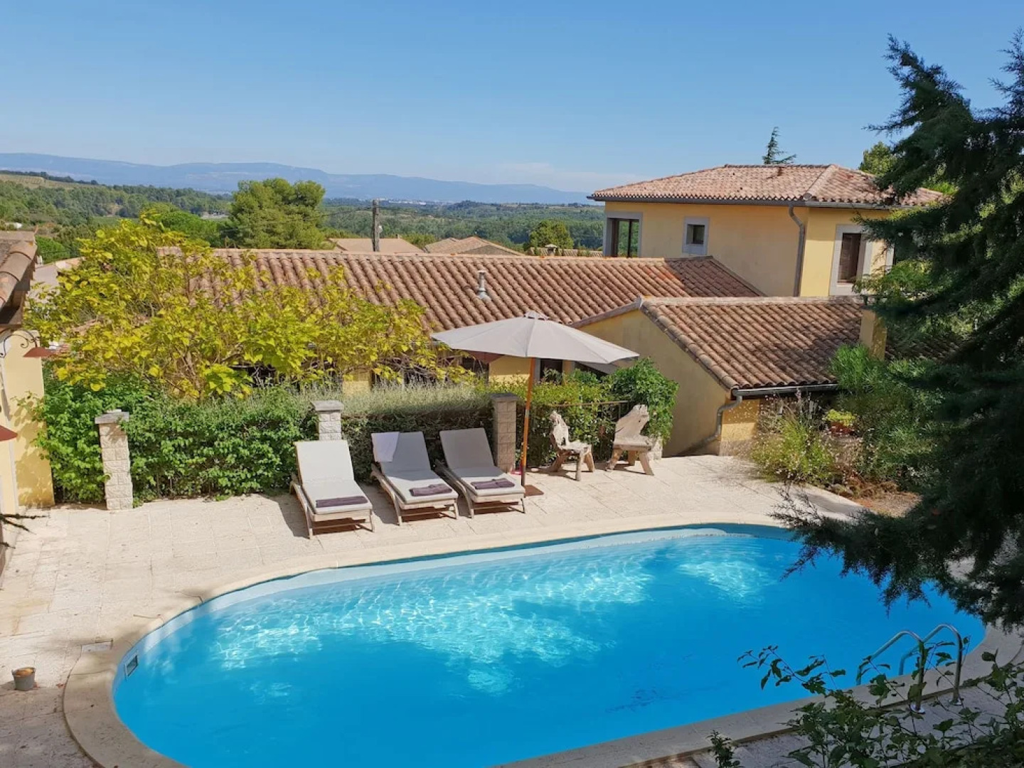 Luxury villa in Preixan with a view of Carcassonne
