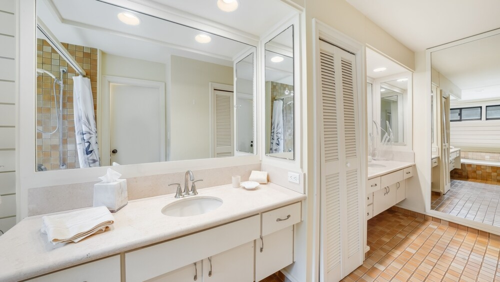 Ridge 414 2 Bedroom Condo by RedAwning