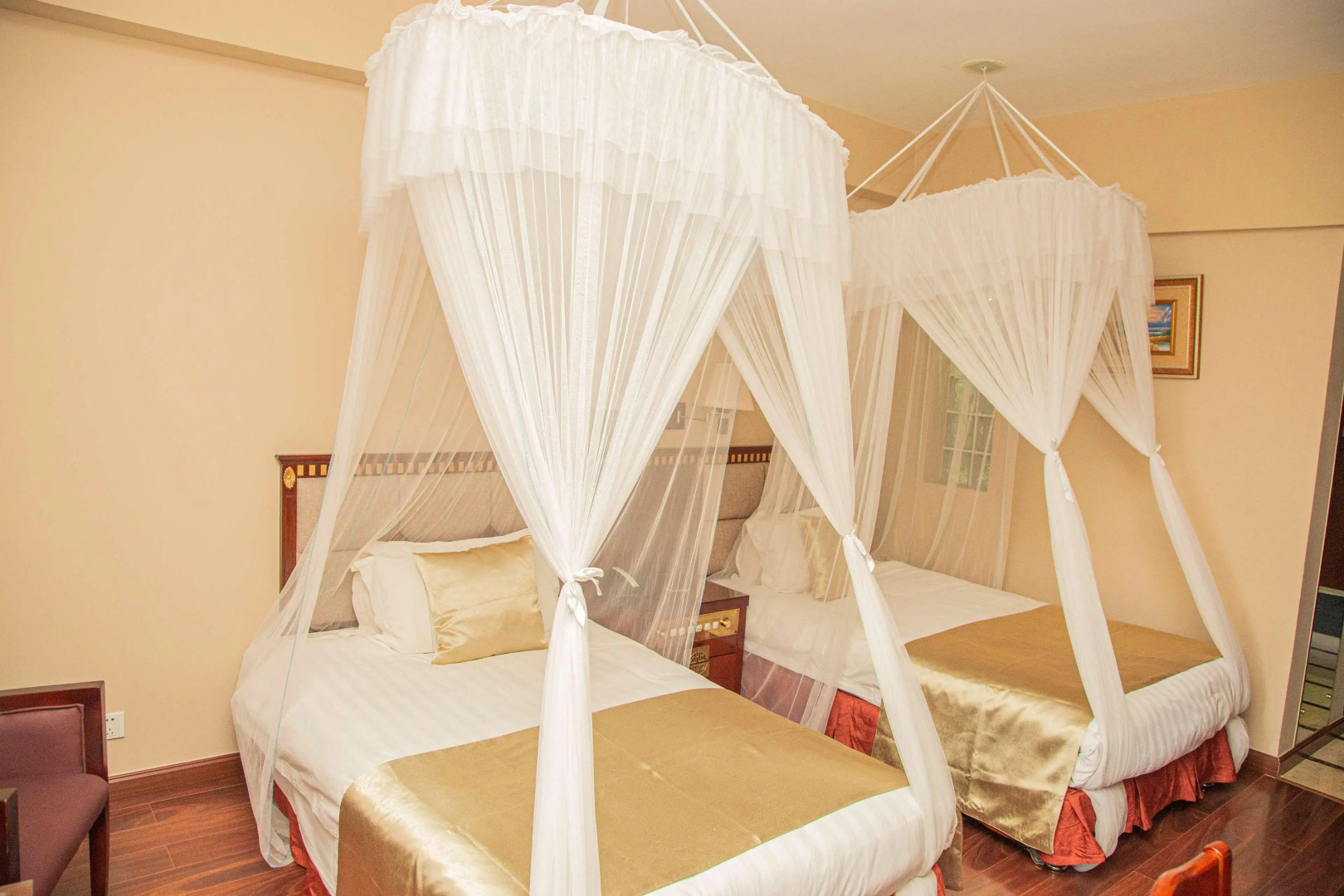 Best Western Plus Paramount Hotel