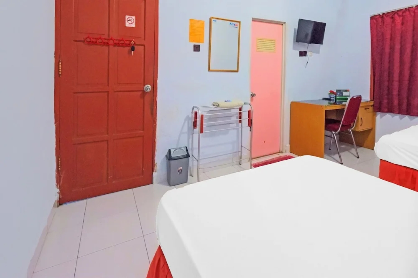 Hotel O Wisma Arwini Syariah Near Benteng Balangnipa