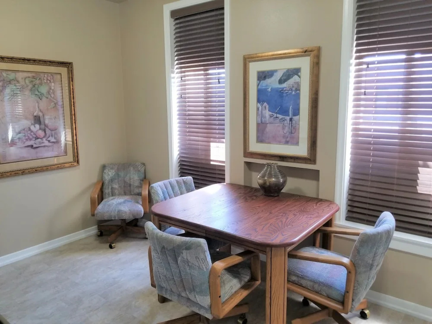 Silver Horseshoe Inn