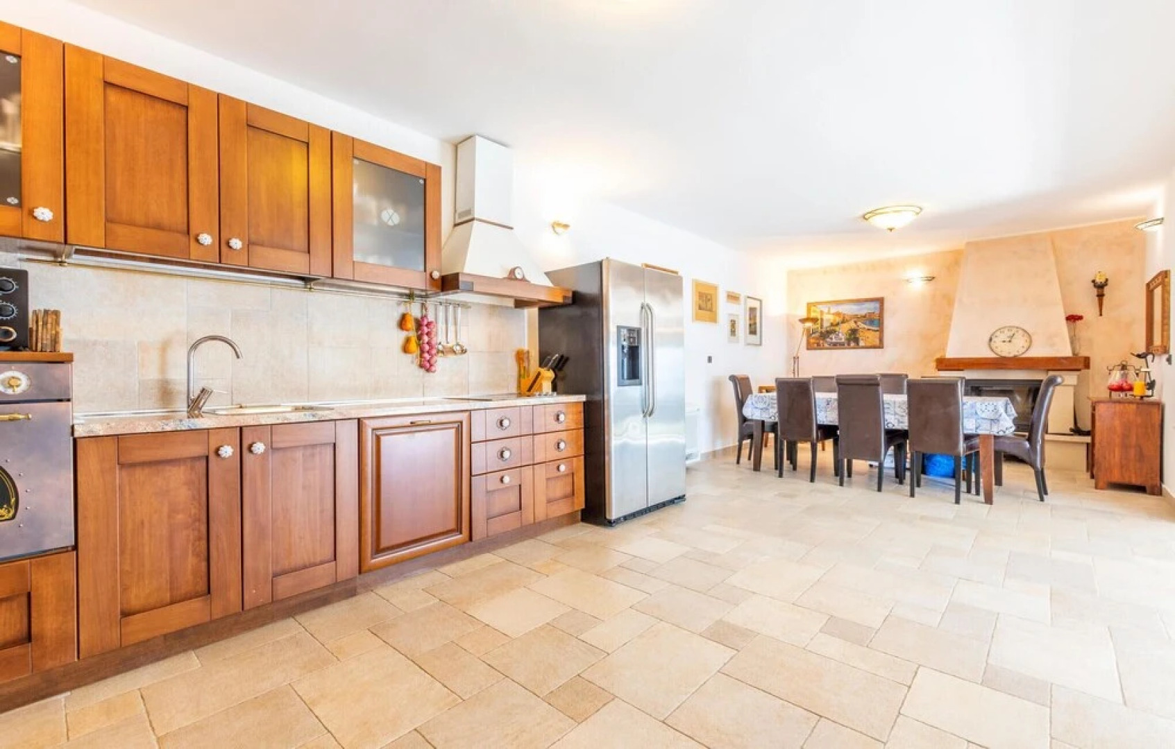 Beautiful Home in Mimice With Wifi and 3 Bedrooms